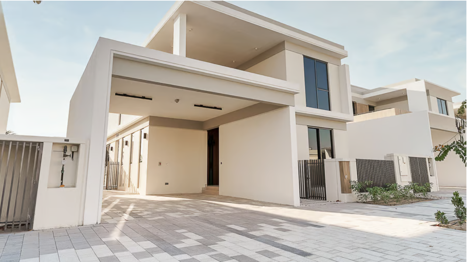 Villa Window Cleaning in Till Al Ghaf