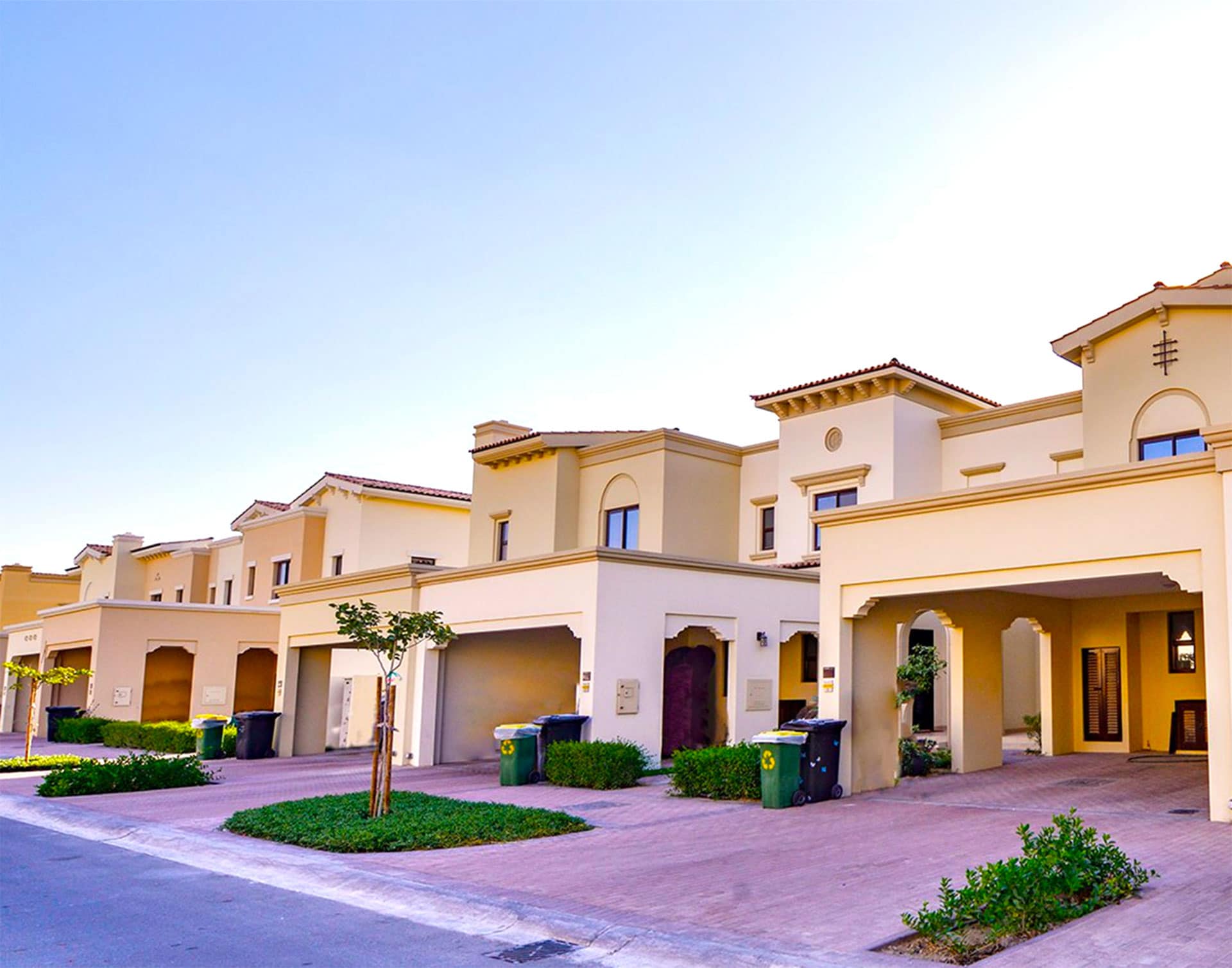 Villa window cleaning in Mira Dubai